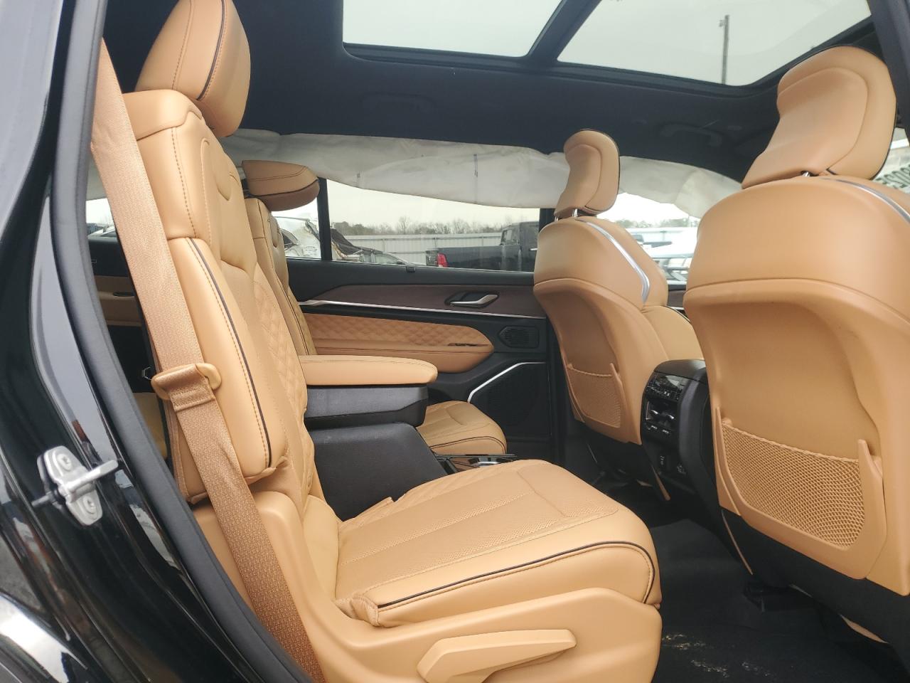 2021 Jeep Grand Cherokee - Image 11