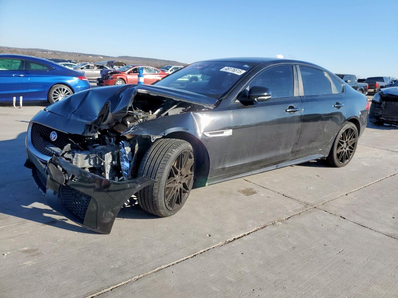 2016 Jaguar XF - Image 1