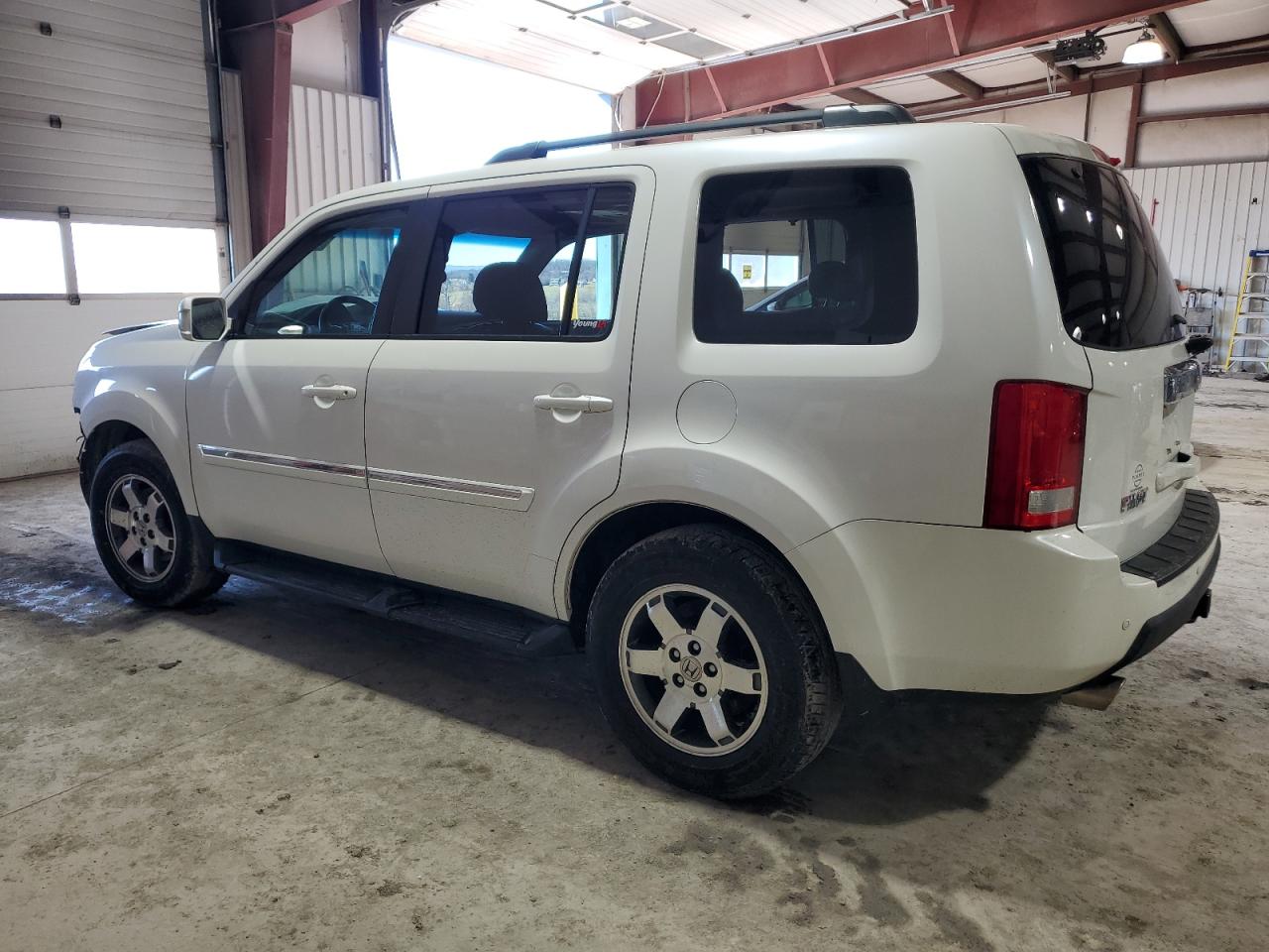 2011 Honda Pilot - Image 2