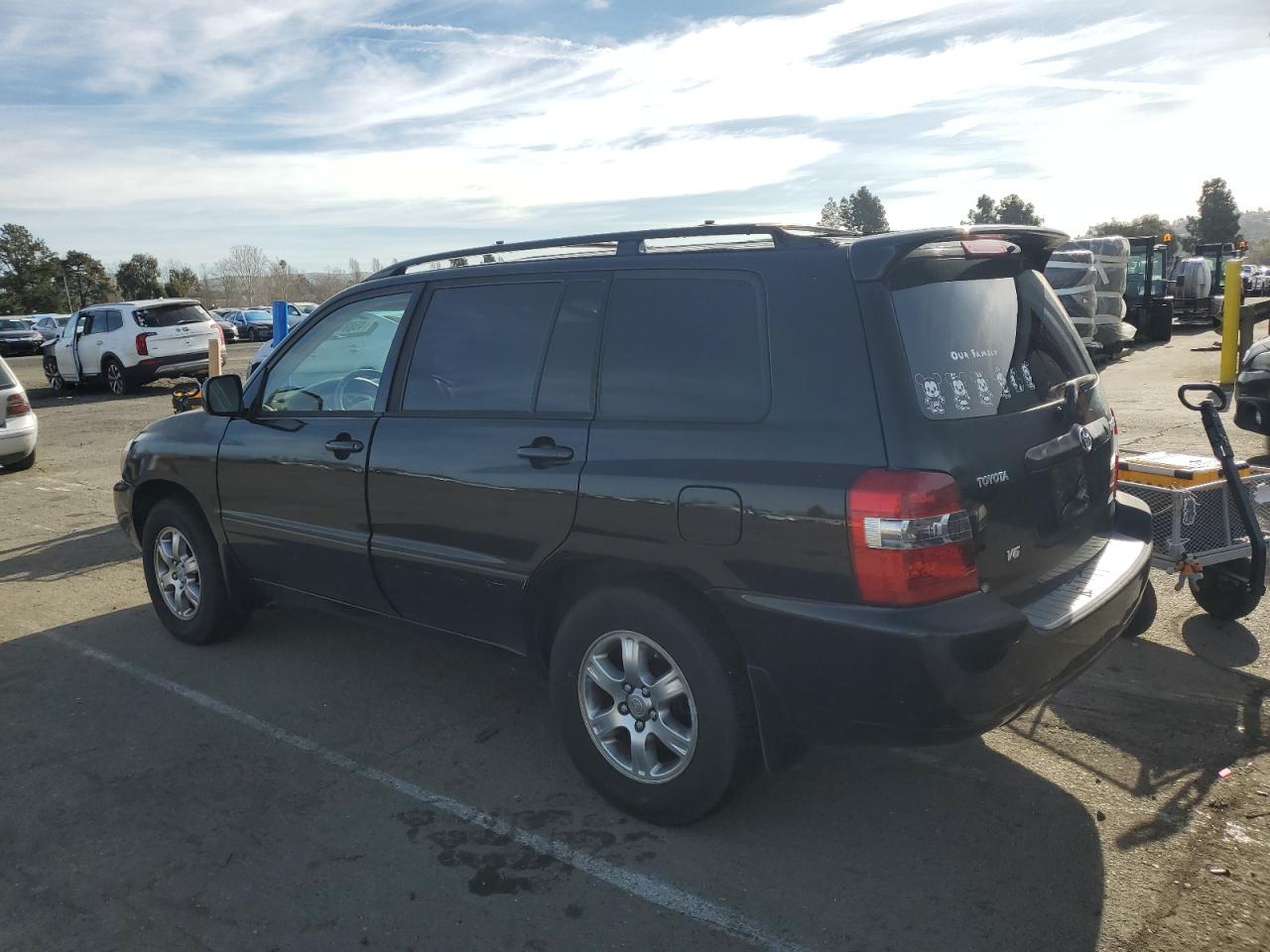 2005 Toyota Highlander - Image 2