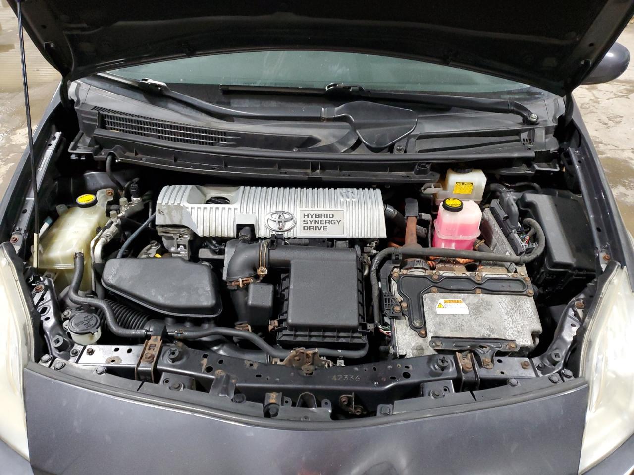 2010 Toyota Prius - Image 11