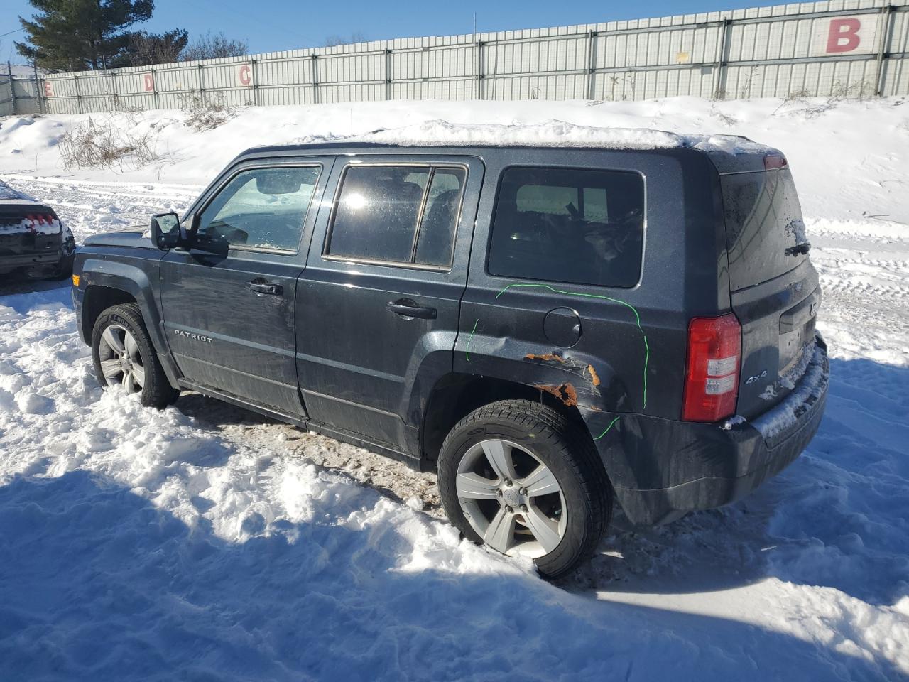 2014 Jeep Liberty (Patriot) - Image 2