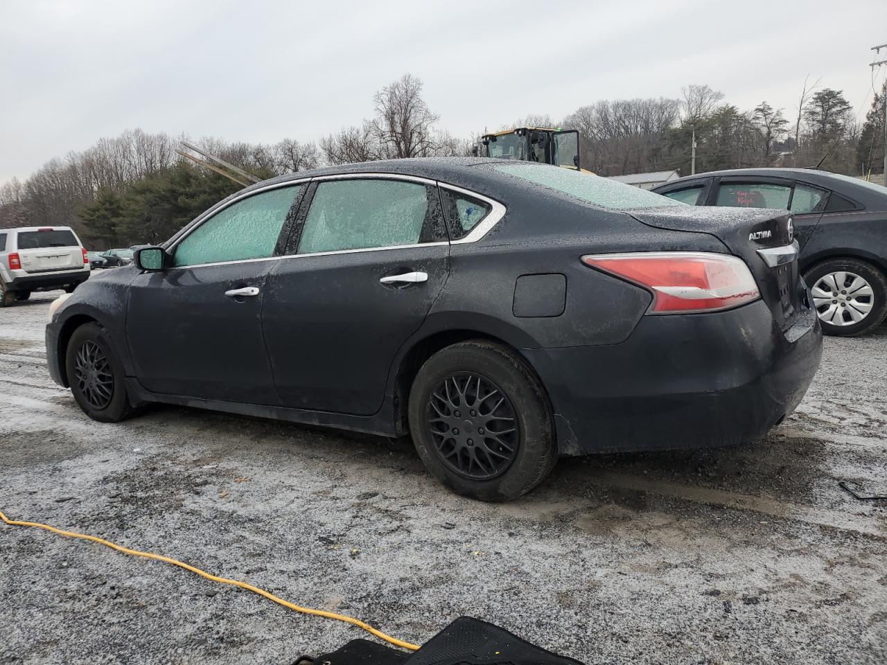 2015 Nissan Altima - Image 2