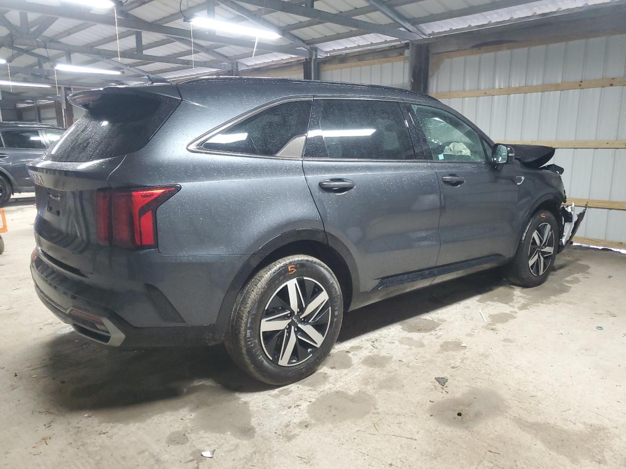 2023 Kia Sorento - Image 3