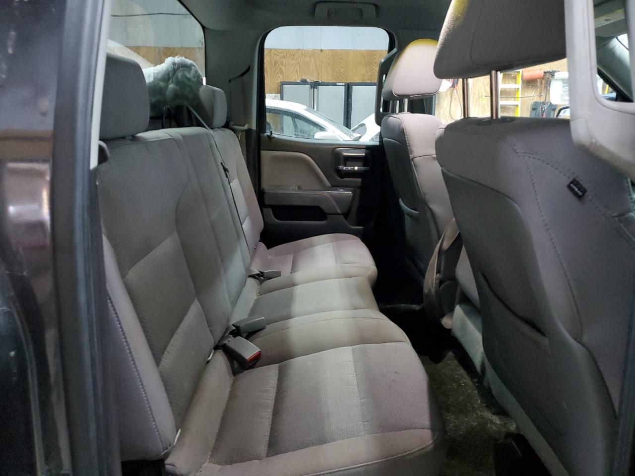 2015 Chevrolet Silverado - Image 10