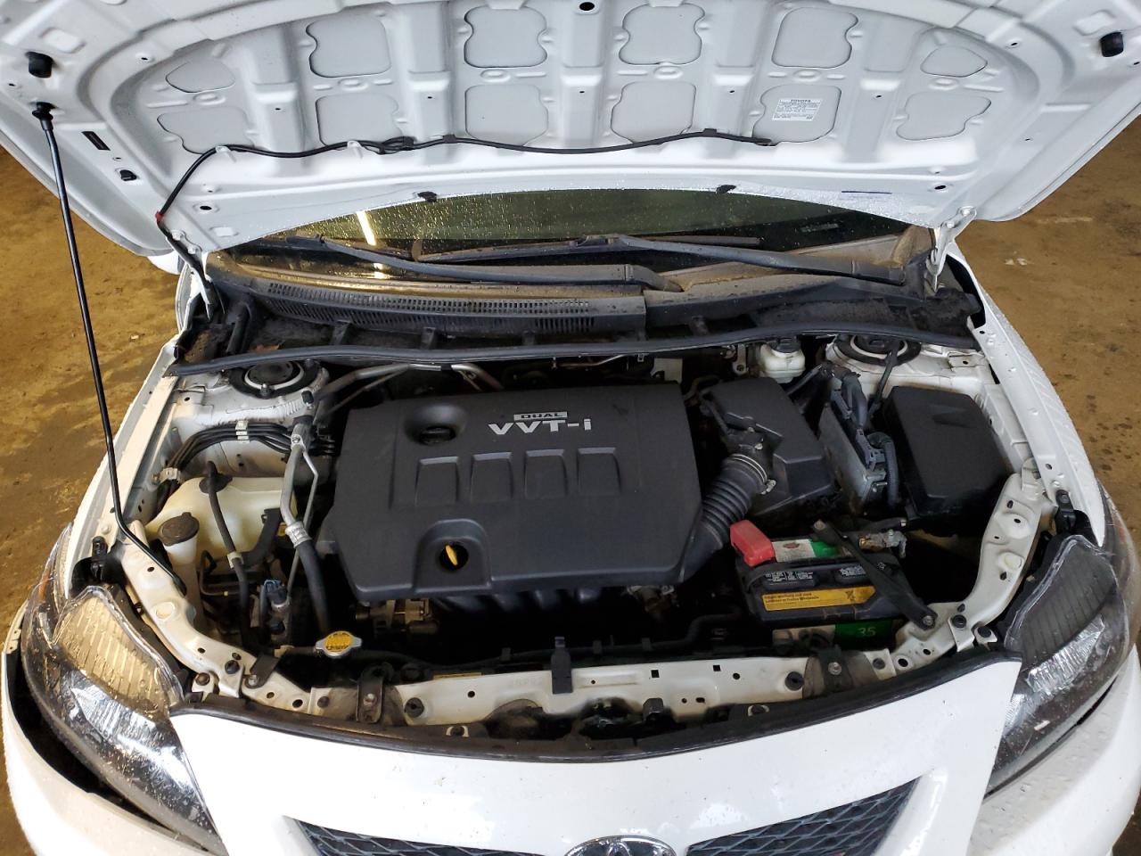 2010 Toyota Corolla - Image 11
