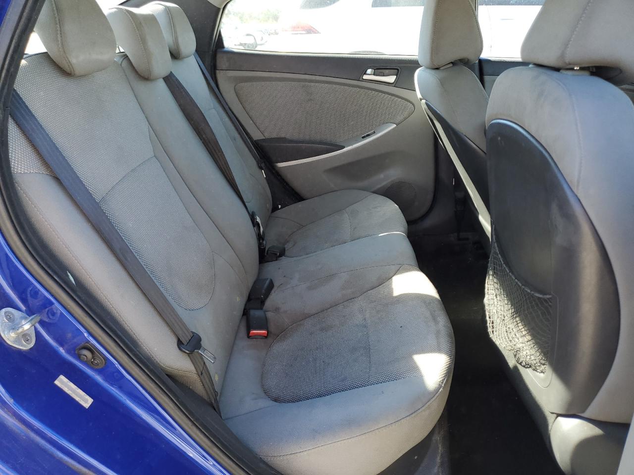 2013 Hyundai Accent - Image 10