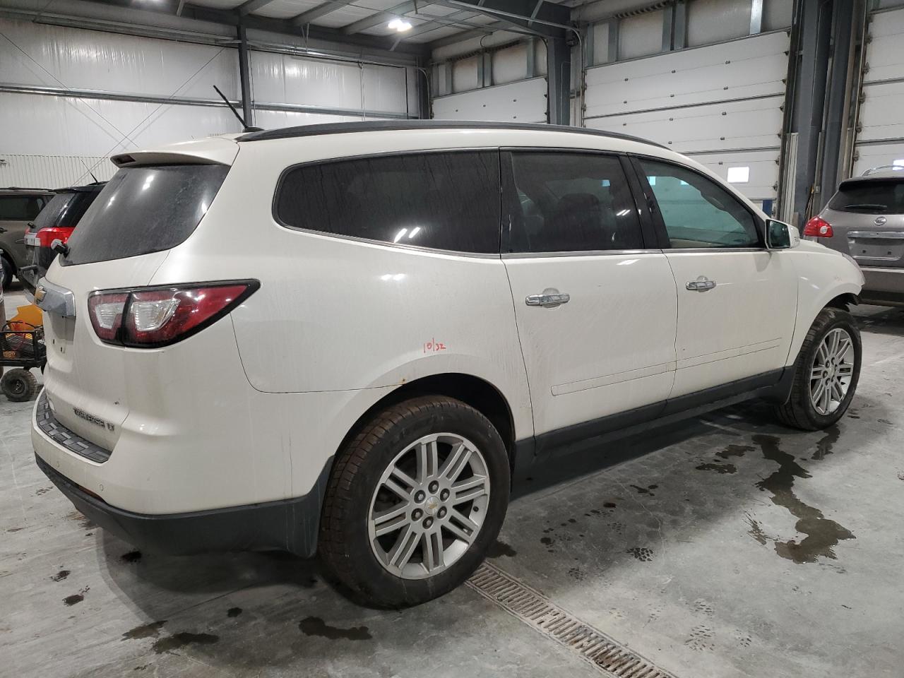 2014 Chevrolet Traverse - Image 3