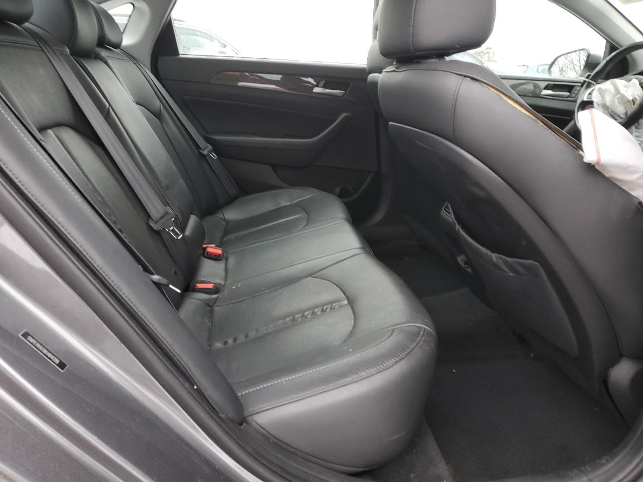 2019 Hyundai Sonata - Image 11