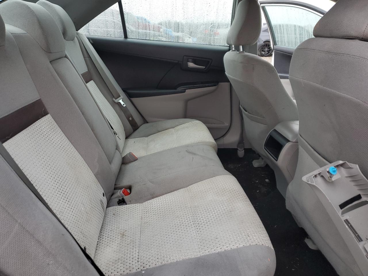 2012 Toyota Camry - Image 10