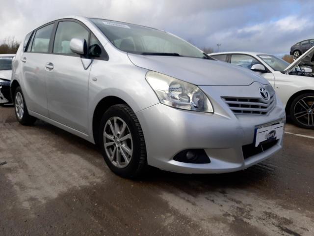 2011 TOYOTA VERSO TR D