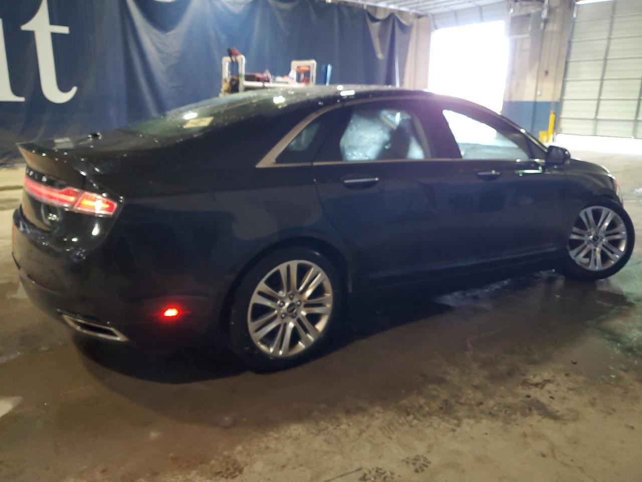 2015 Lincoln MKZ - Image 3