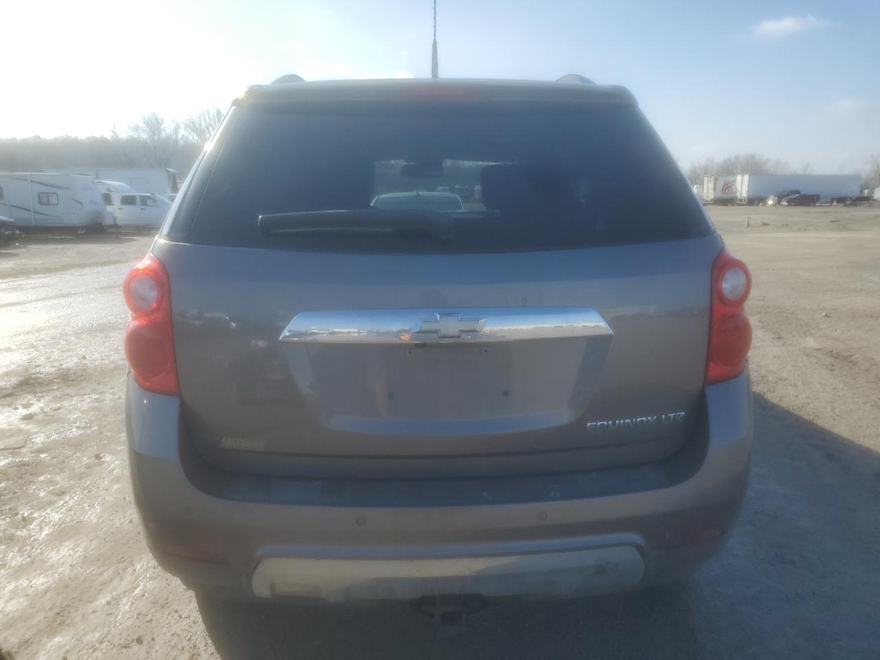 2010 Chevrolet Equinox - Image 6