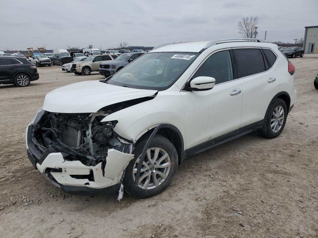 JN8AT2MT2HW145906 NISSAN ROGUE 2017