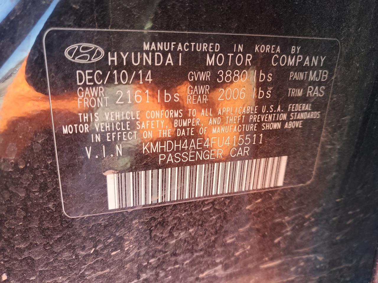 2015 Hyundai Elantra - Image 14