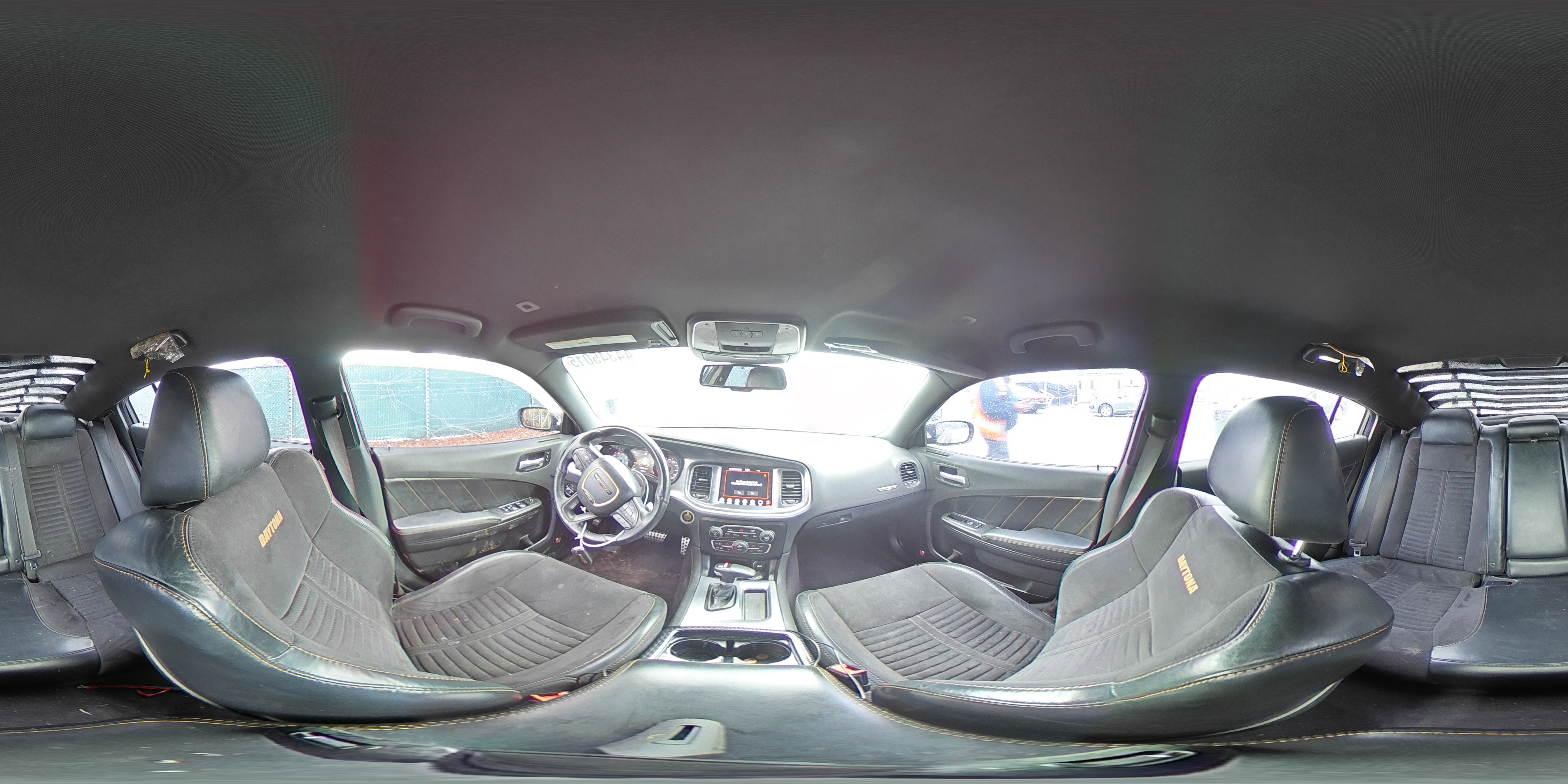 2017 Dodge Charger - Image 13