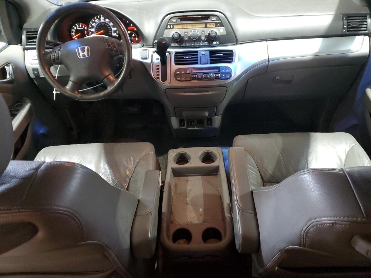 2008 Honda Odyssey - Image 8