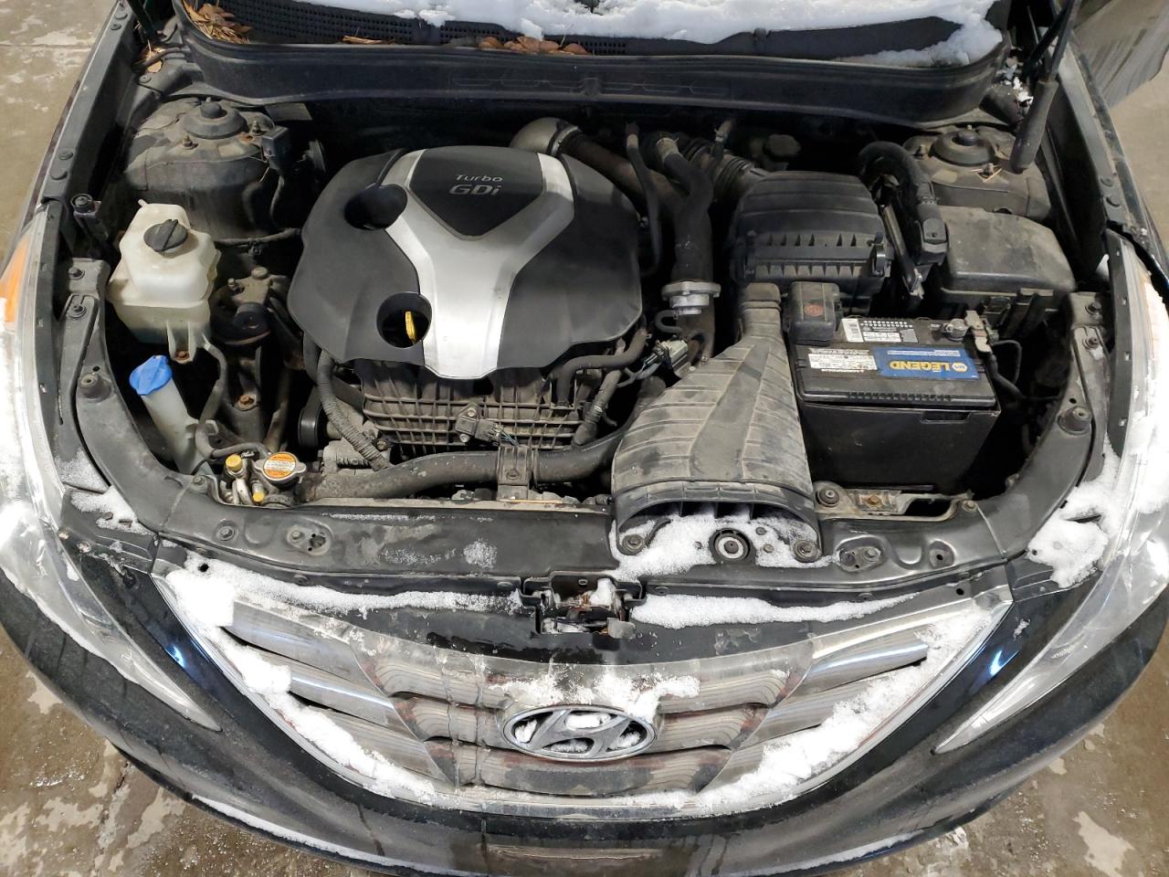 2013 Hyundai Sonata - Image 11