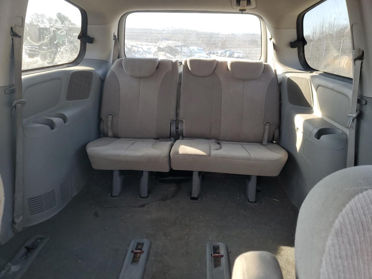 2012 Kia Sedona Lx VIN: KNDMG4C7XC6465710 Lot: 46810955