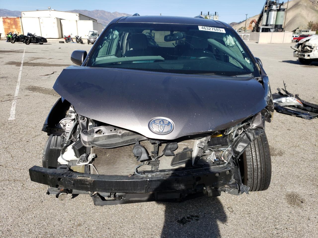 2015 Toyota Sienna - Image 5