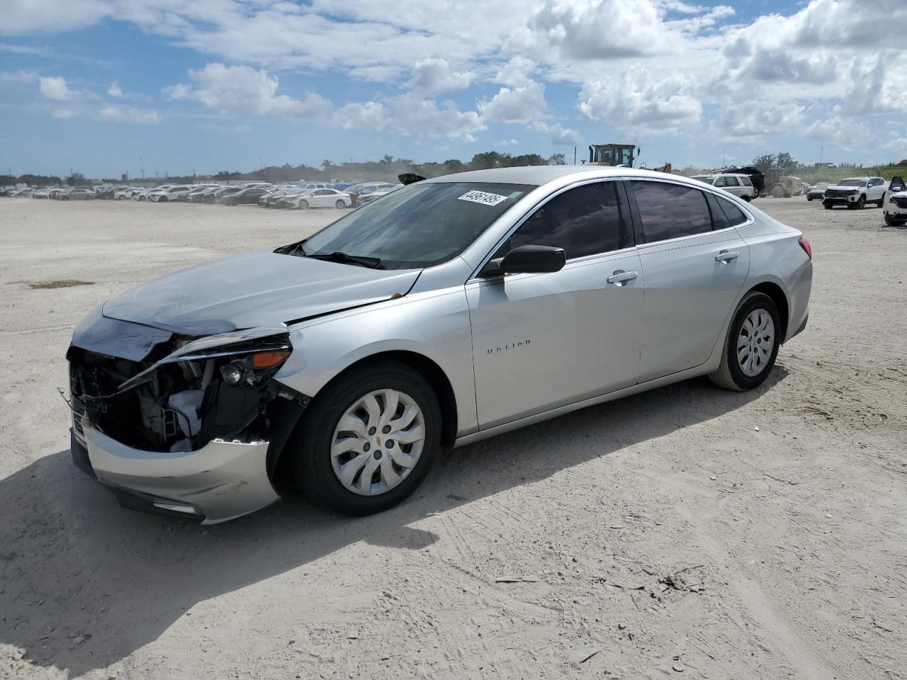 2016 Chevrolet Malibu - Image 1