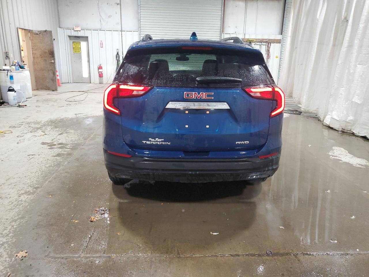 2020 GMC Terrain - Image 6