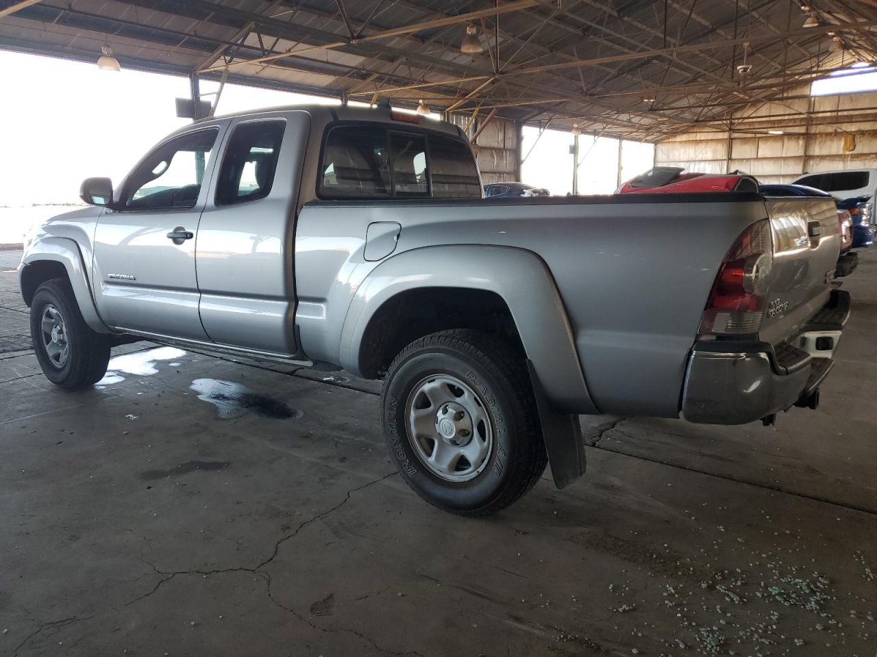 2014 Toyota Tacoma - Image 2