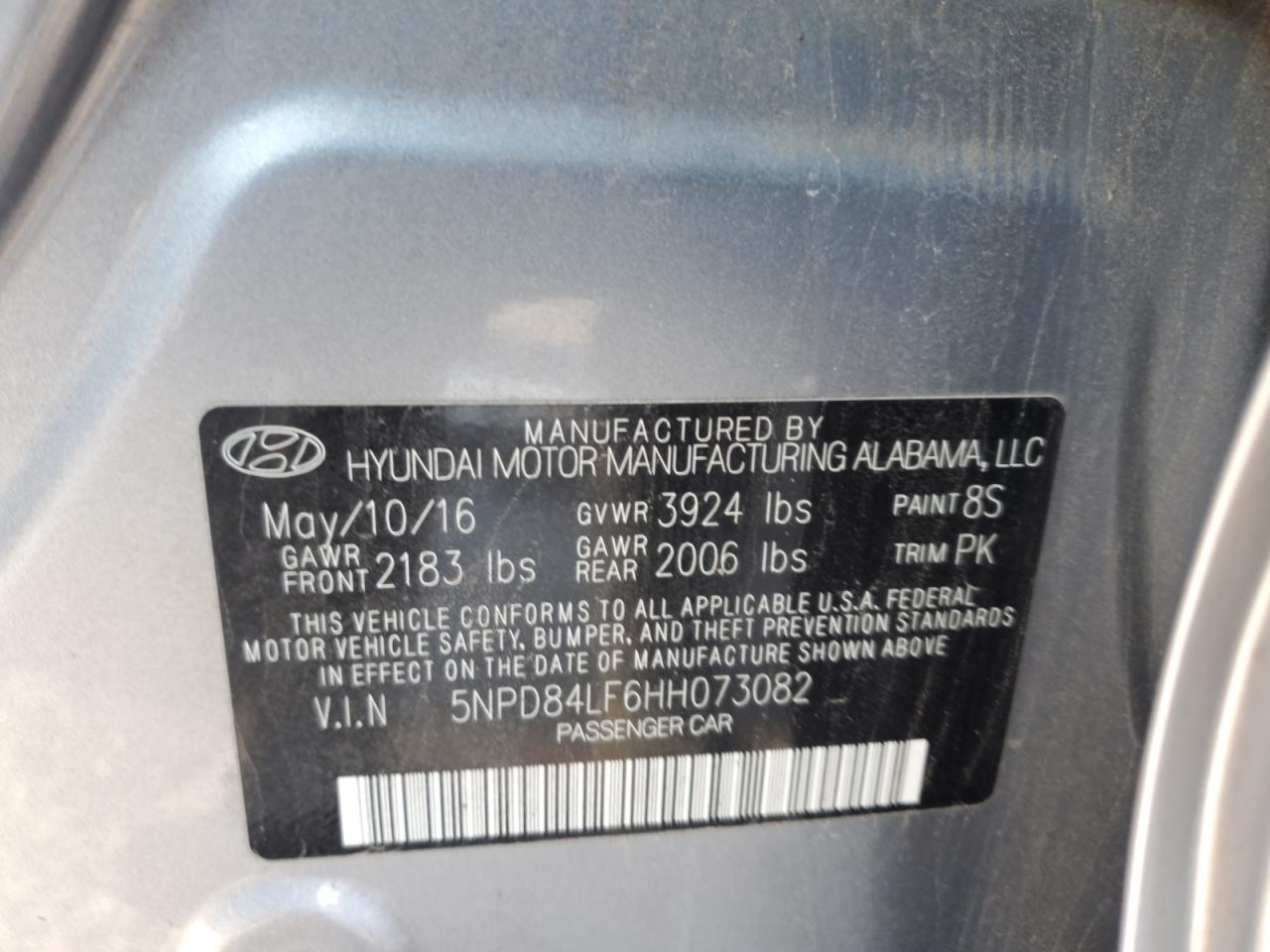 2017 Hyundai Elantra - Image 12