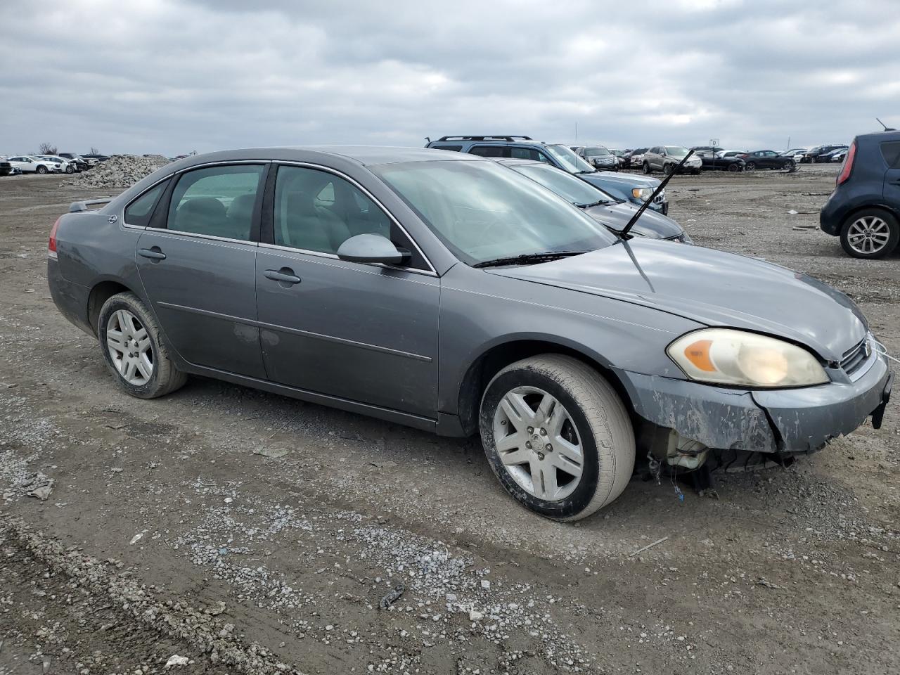 2006 Chevrolet Impala - Image 4
