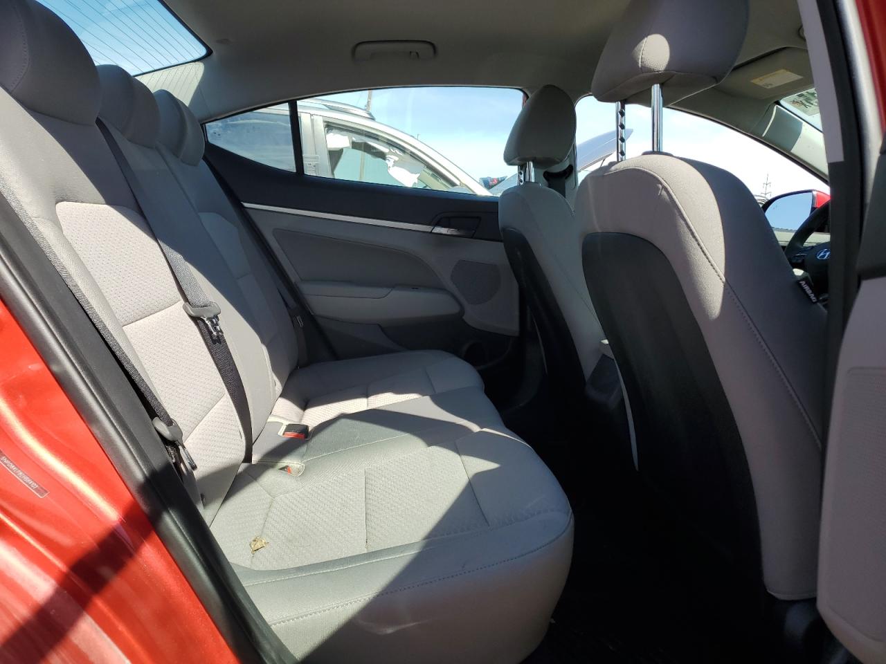 2020 Hyundai Elantra - Image 10