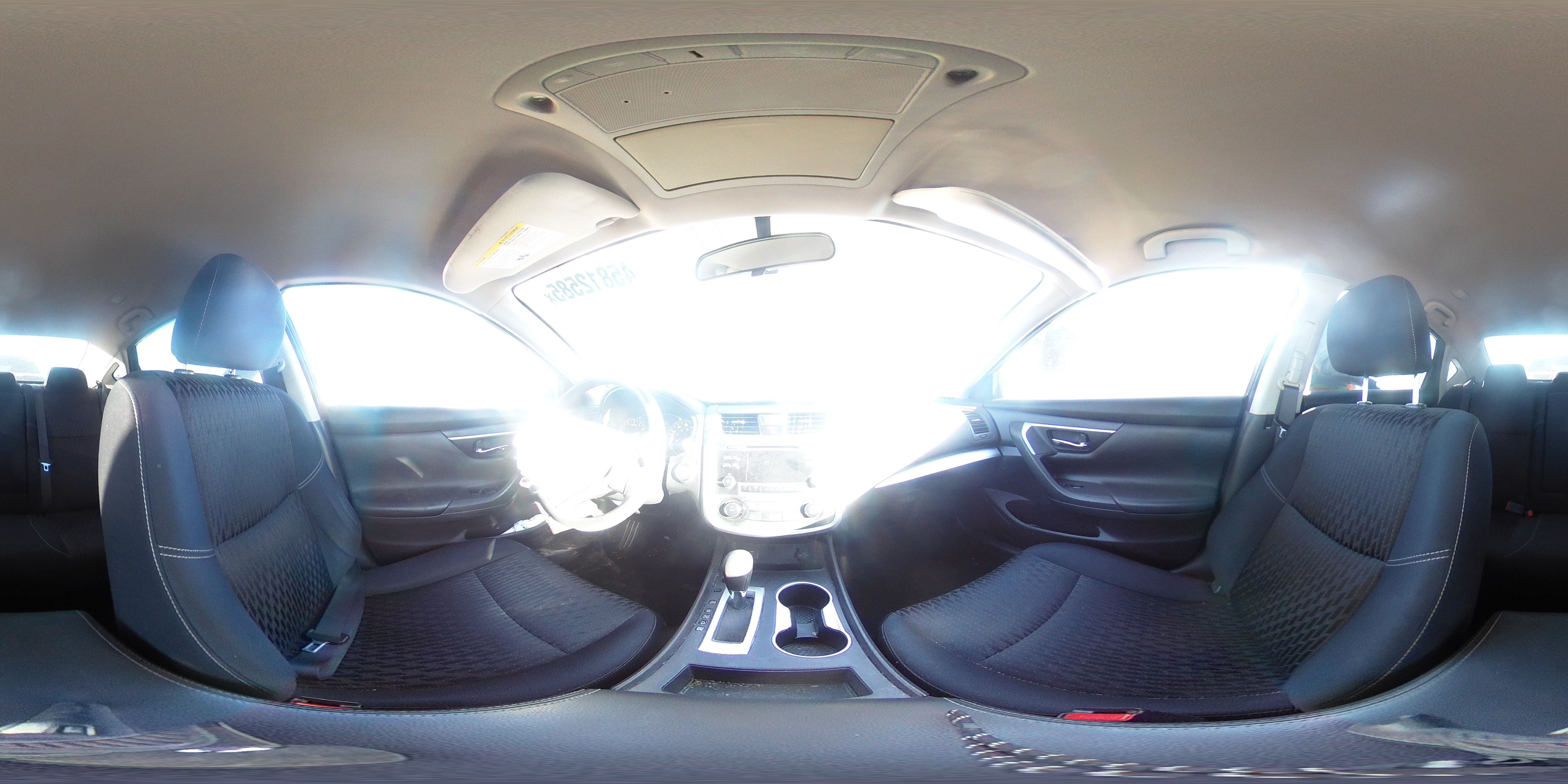 2017 Nissan Altima - Image 13