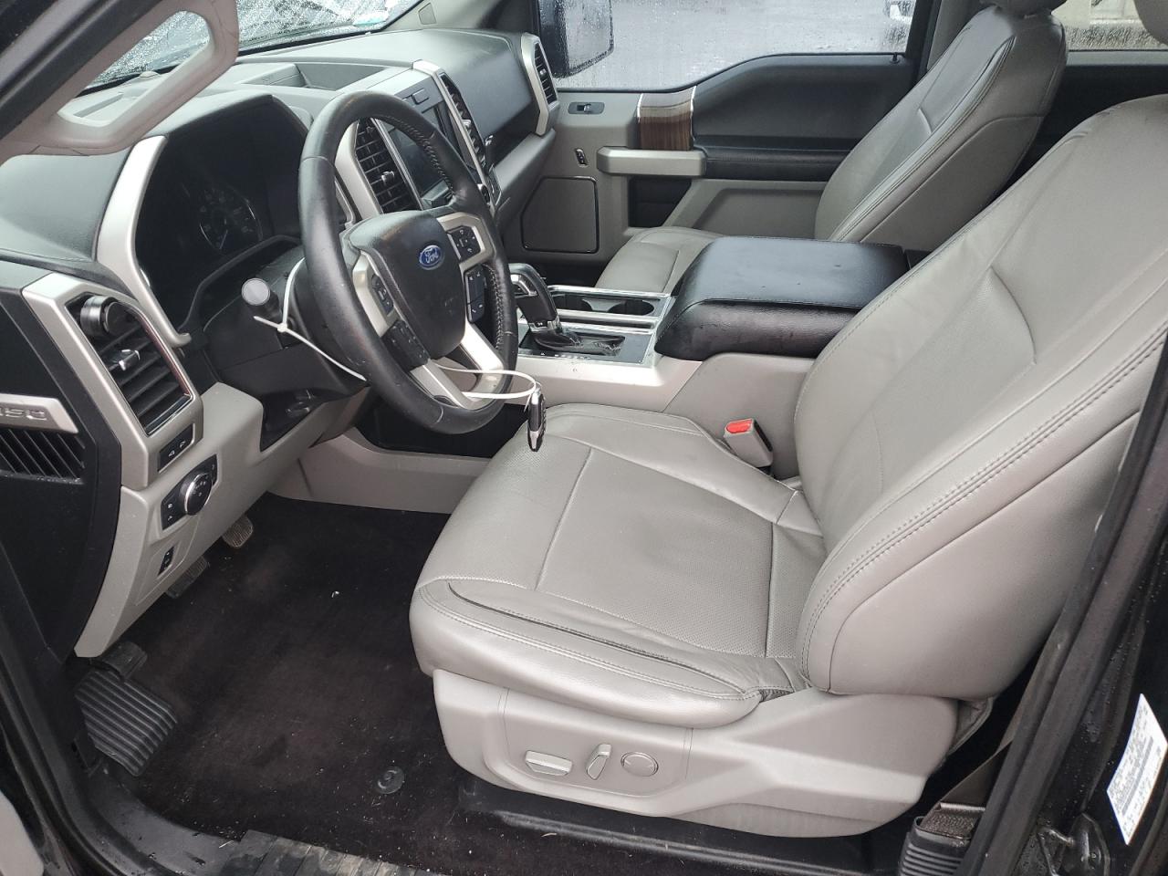2017 Ford F-150 - Image 7