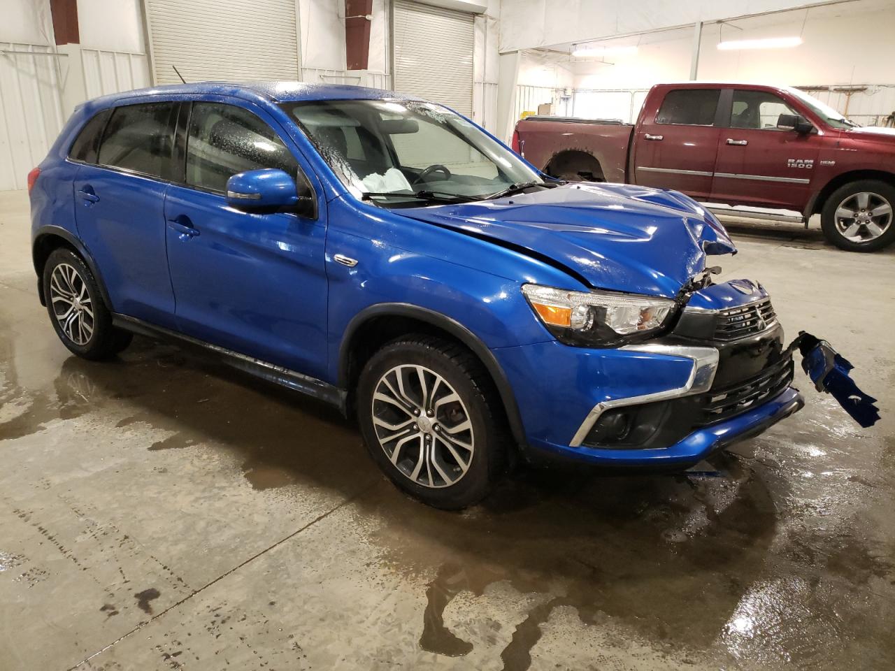 2016 Mitsubishi Outlander - Image 4