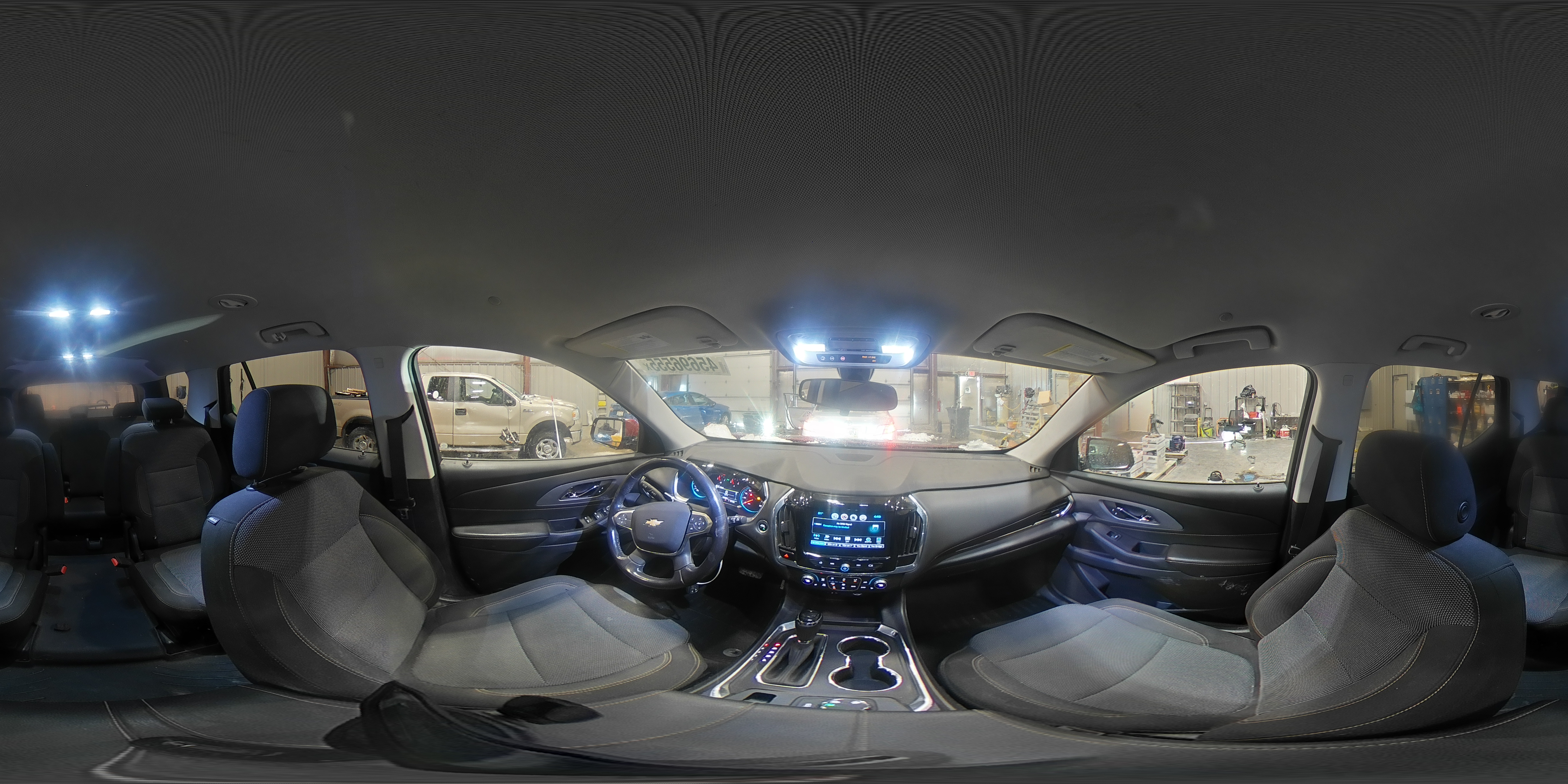 2018 Chevrolet Traverse - Image 13
