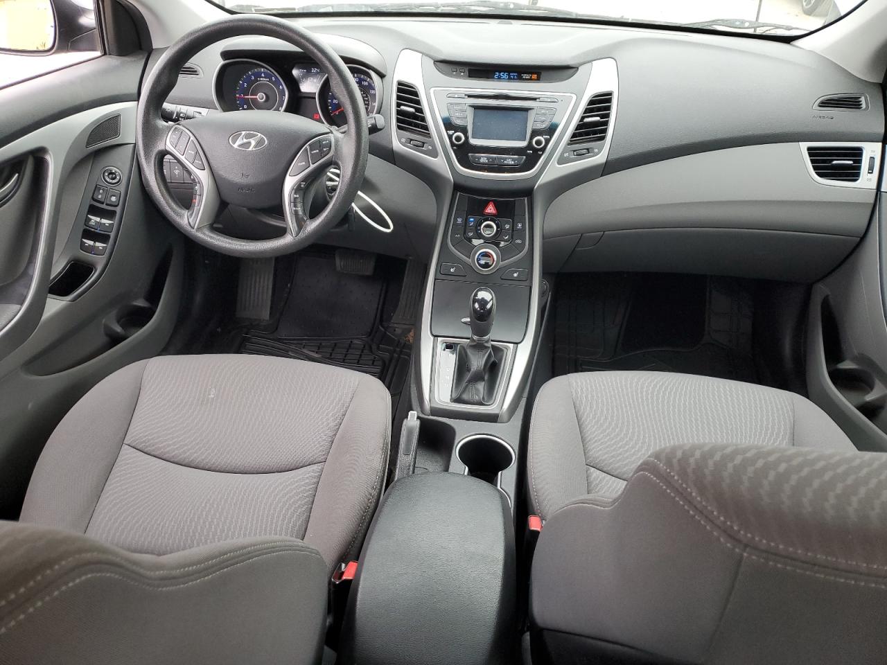 2014 Hyundai Elantra - Image 8