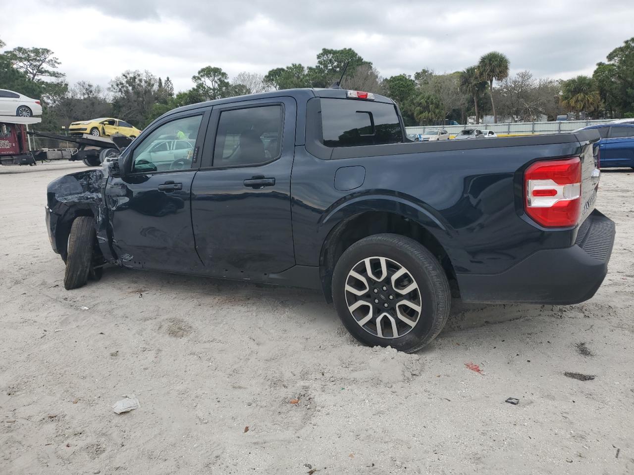 2022 Ford Maverick - Image 2