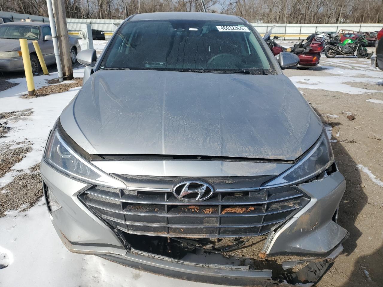 2020 Hyundai Elantra - Image 5