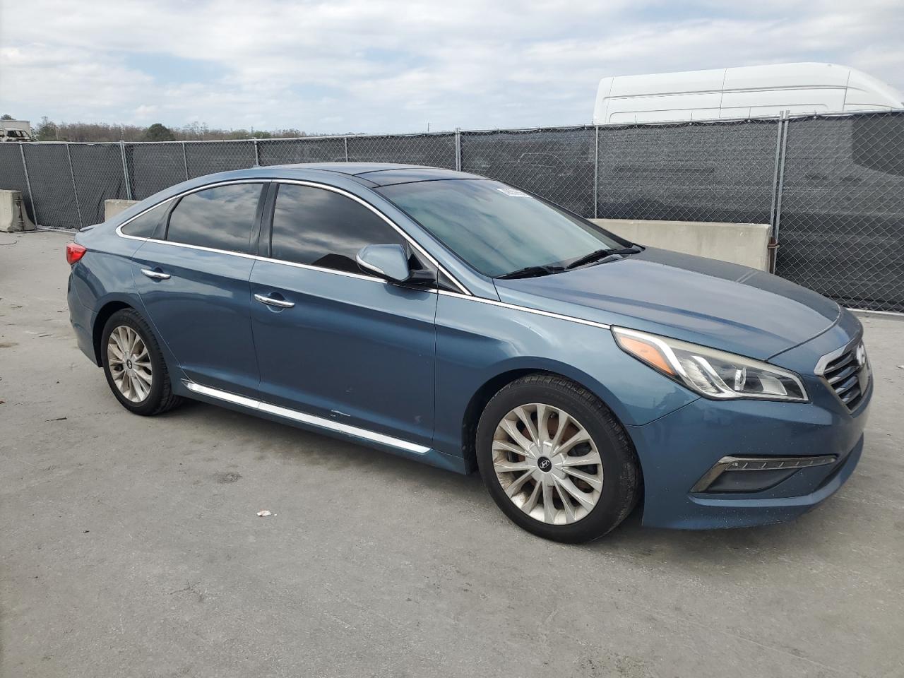 2015 Hyundai Sonata - Image 4