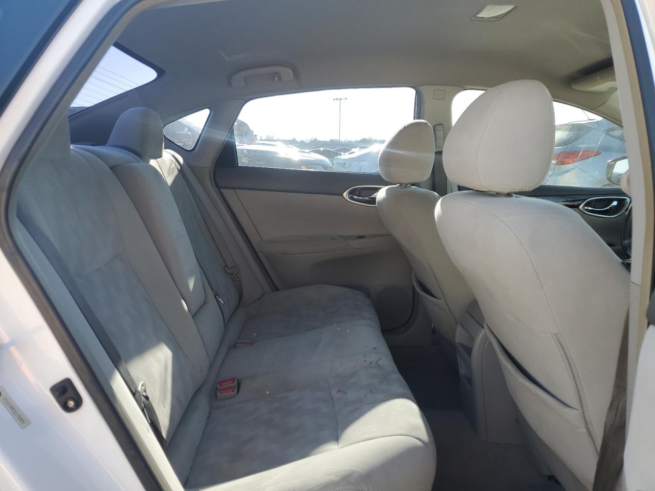 2013 Nissan Sentra - Image 10
