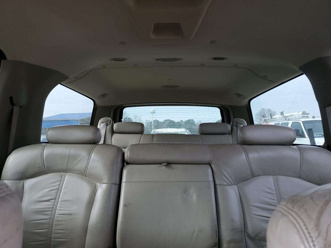 2002 Chevrolet Suburban K1500 VIN: 1GNFK16Z42J225333 Lot: 45965535