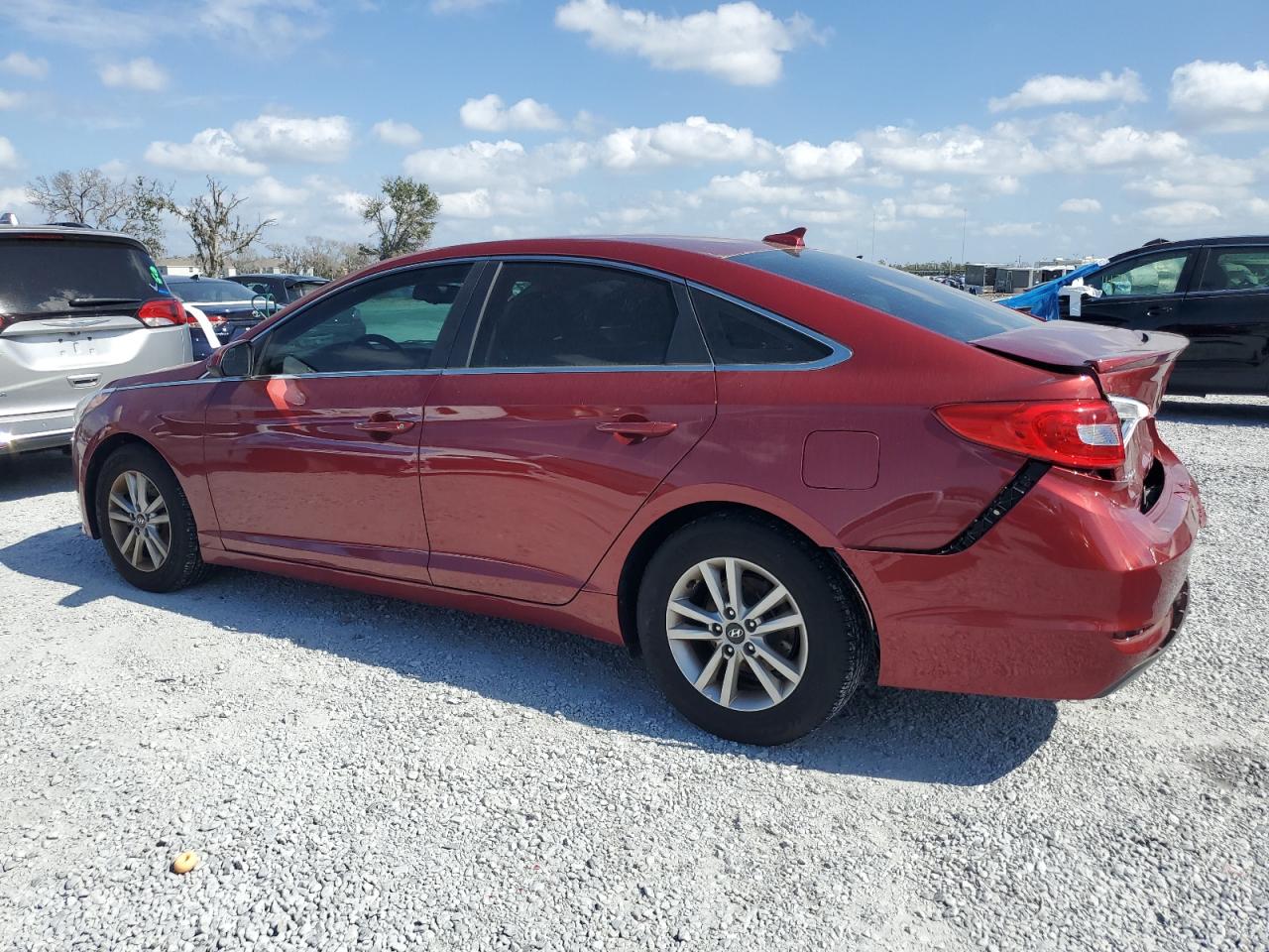 2016 Hyundai Sonata - Image 2