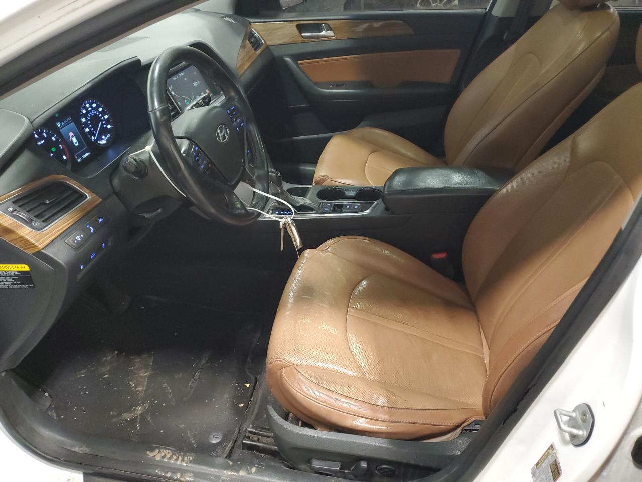 2015 Hyundai Sonata - Image 7