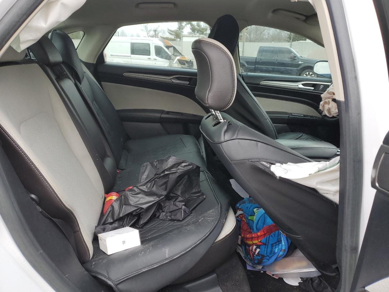 3FA6P0HD1KR126597 FORD FUSION 2019