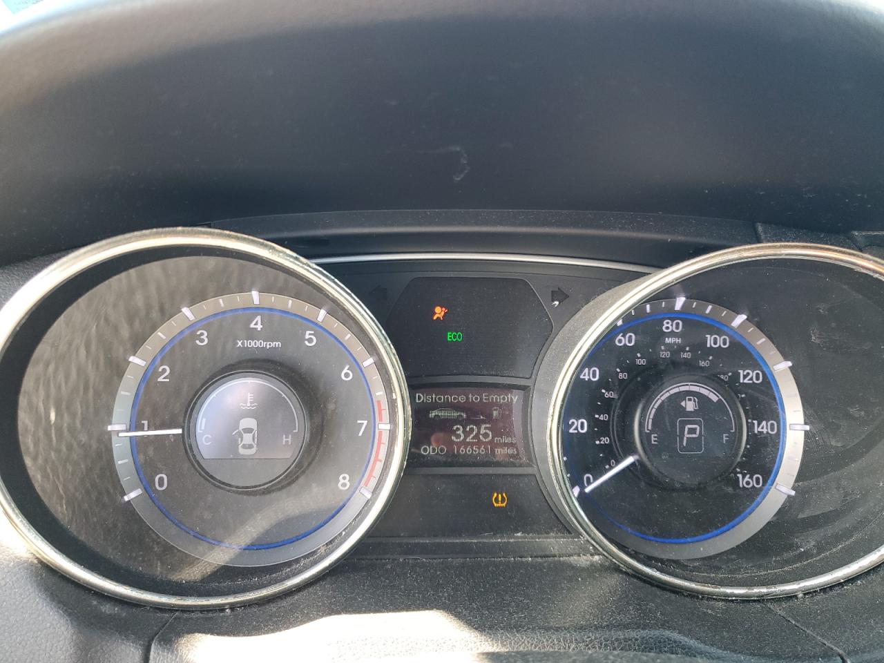 2012 Hyundai Sonata - Image 9