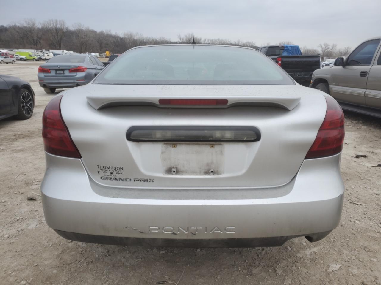 2006 Pontiac Grand Prix - Image 6