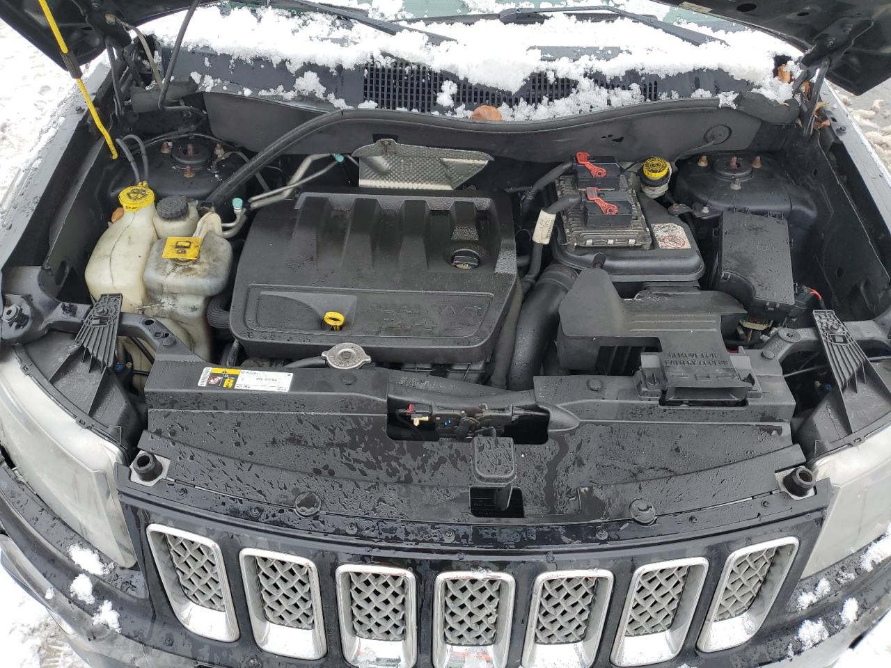 1C4NJDEB6GD558233 JEEP COMPASS 2016