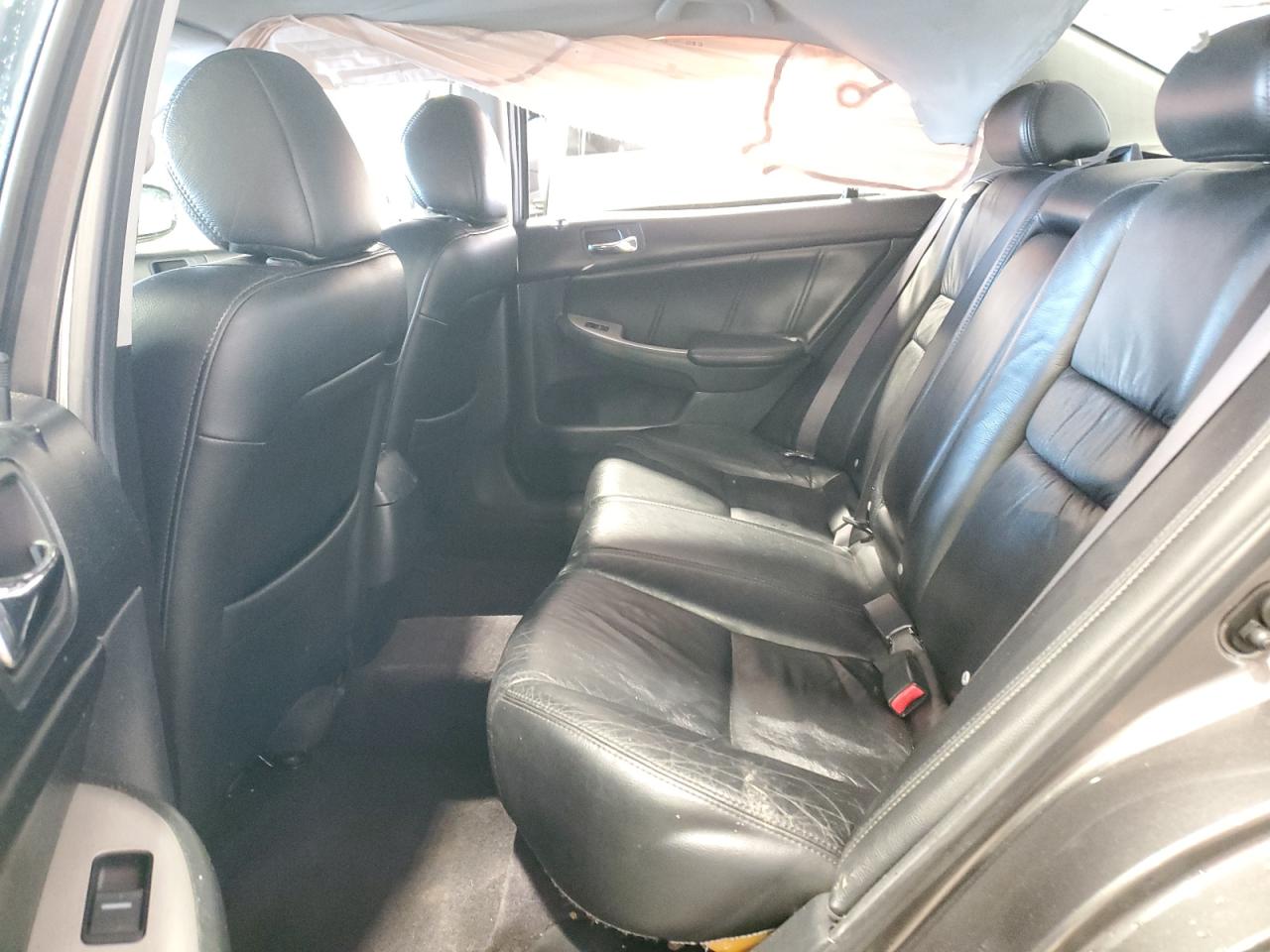 2006 Honda Accord - Image 10