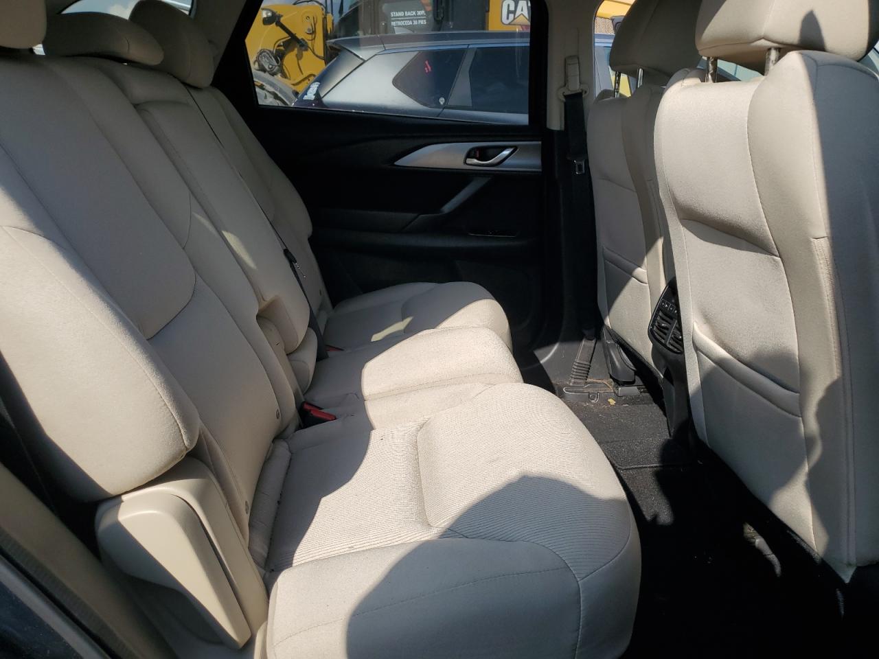 2016 Mazda CX-9 - Image 11