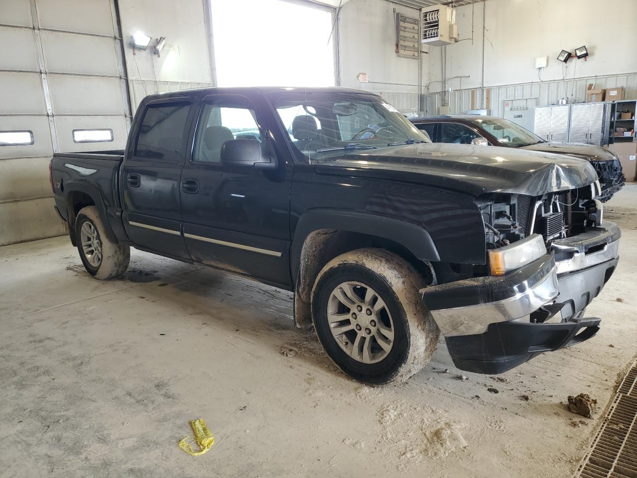 2006 Chevrolet Silverado - Image 4