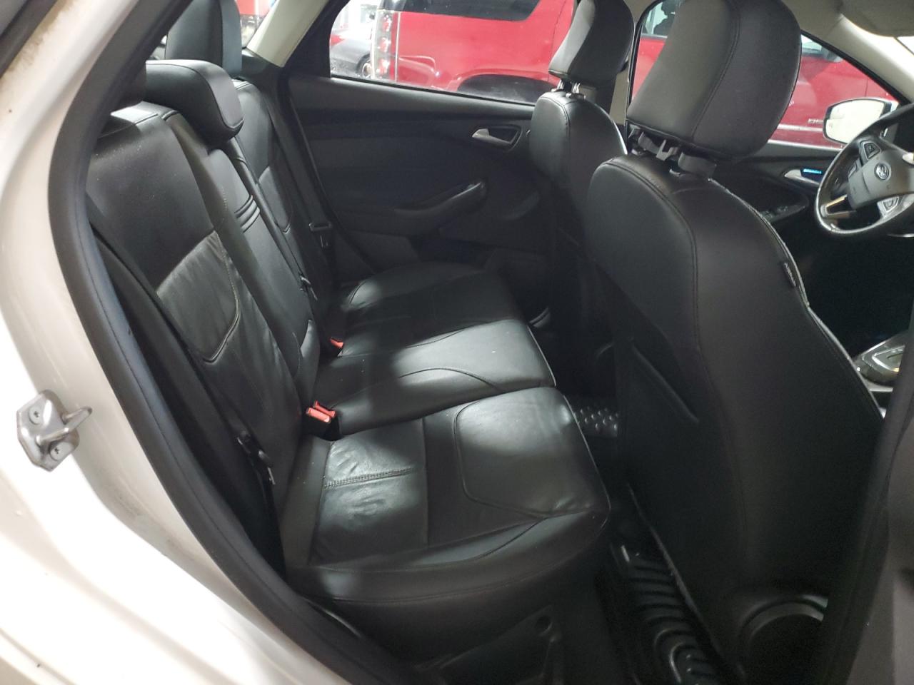 2015 Ford Focus - Image 10